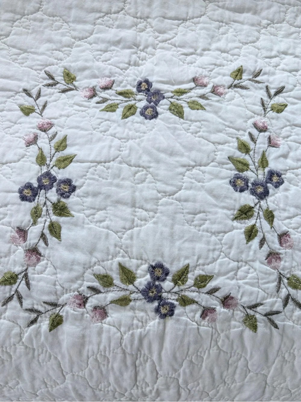 White 100% Cotton Quilt with Embroidered Lavender Floral Accents Size Queen